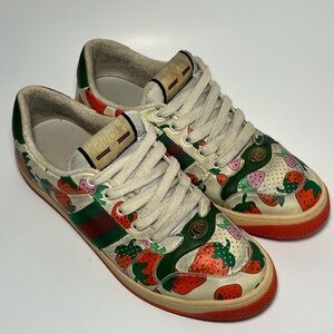 Authentic Women's Gucci Ace Strawberry Low Top Sneakers Shoes Size 41